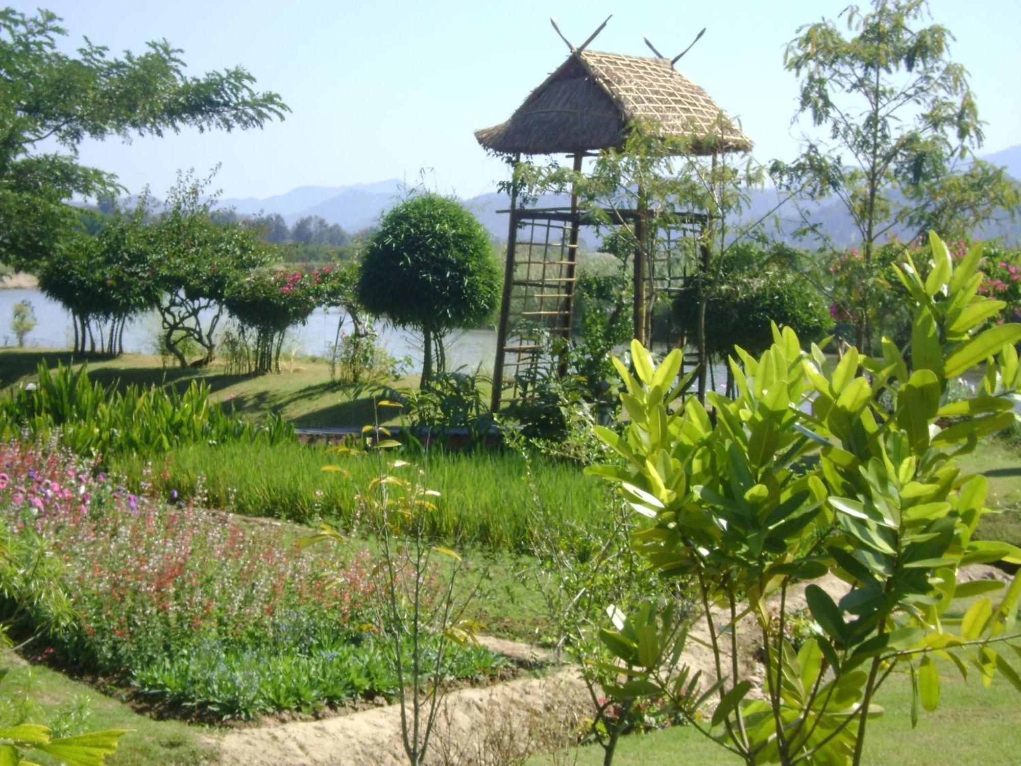 แม่กก ริเวอร์ วิลเลจ รีสอร์ท แม่อาย ภายนอก รูปภาพ